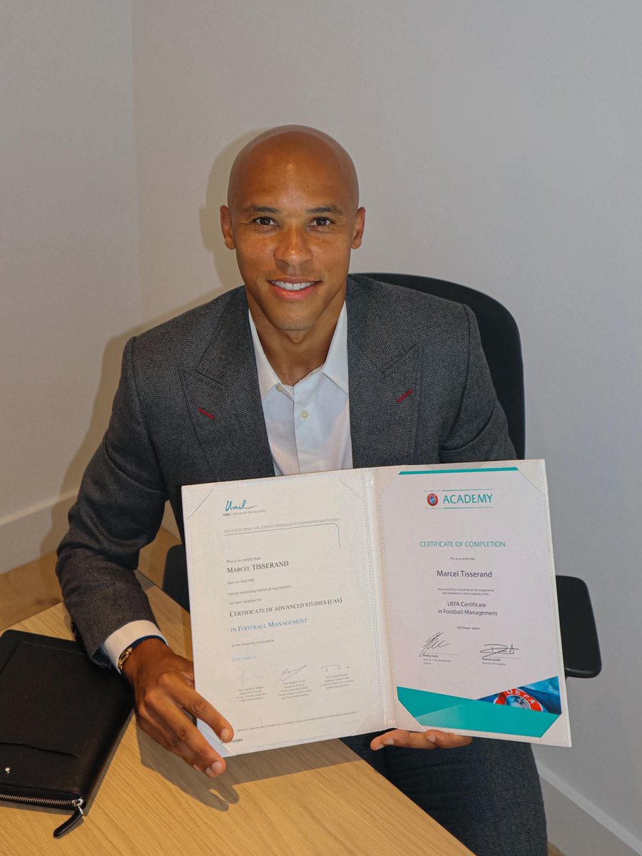 leopardsfoot's tweet photo. 🐆Un nouveau titre pour Tisserand !

Marcel Tisserand a obtenu le Certificat de Management du football délivré par l’UEFA. 

Cette nouvelle distinction s’ajoute à son Diplôme universitaire de Gestionnaire des organisations sportives obtenu en 2023.

 Félicitations à lui ! 👏🏿 

#congo #tisserand