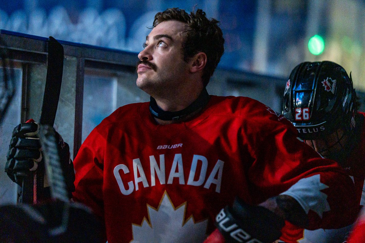 HockeyCanada's tweet photo. Game on! / Au jeu! 🇨🇦🇮🇹 

📊 https://t.co/pXj0rWY42d 
📊 https://t.co/cWWKLOrDpw 
📺 https://t.co/9CRdlb2J9W 

#IPHCup | #CoupeIPH https://t.co/DvSgMCatJd