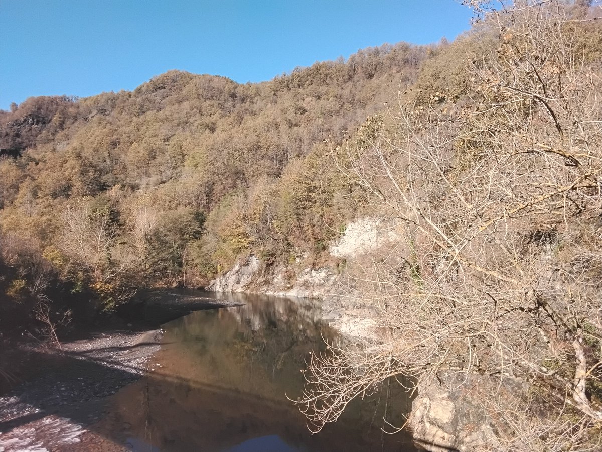 AleCanepage's tweet image. il fiume Trebbia a Ottone (PC) #ValTrebbia #Ottone #EmiliaRomagna