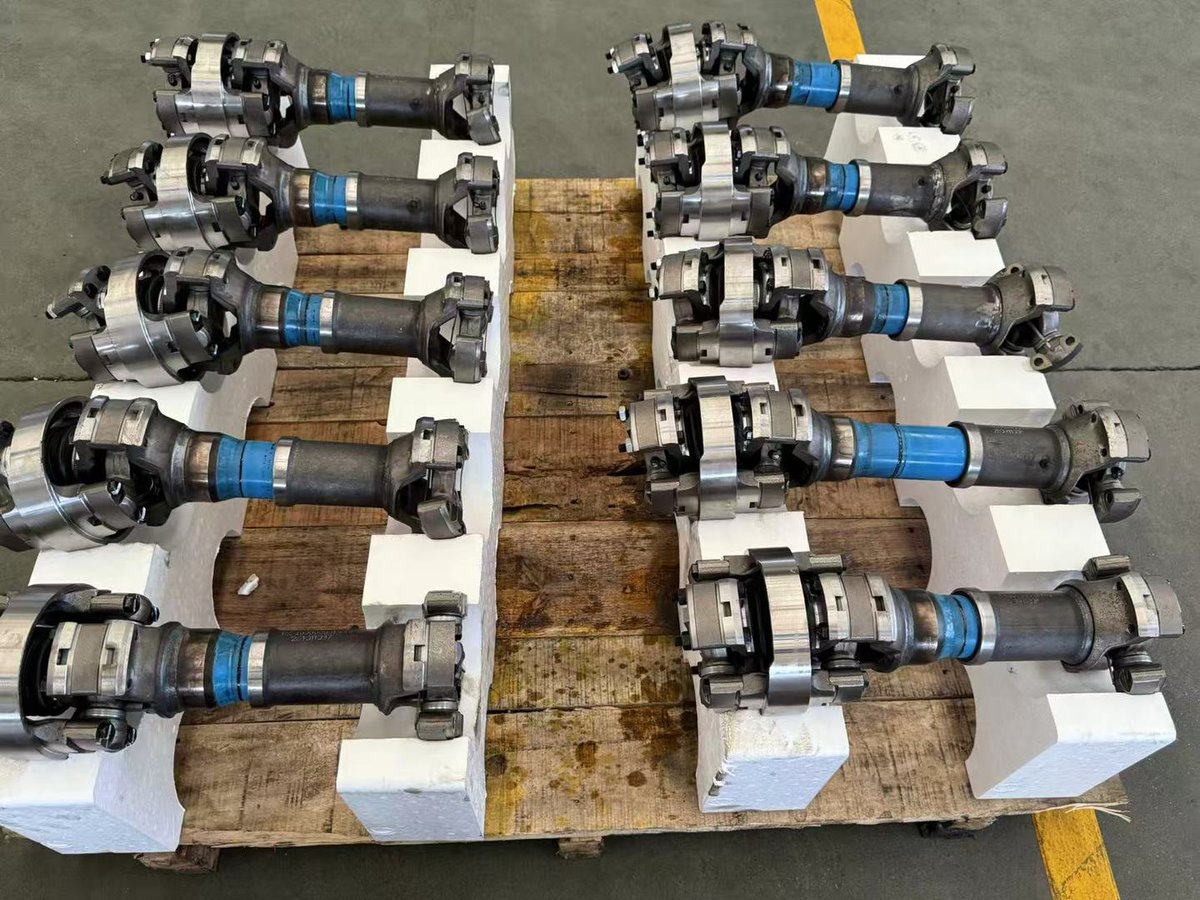 Dc_propshaft__'s tweet image. Our driveshaft inventory is fully stocked and ready to ship!
We provide high-precision, durable driveshafts with fast delivery and reliable quality.
Contact us now for your order!
#Driveshaft #AutoParts #MechanicalPower #PrecisionEngineering #OEM #ODM #FactorySupply #FastDelivery