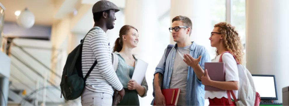 studyrama's tweet image. Etudier à @VilleDeToulon : tout savoir sur l’offre de #formations de @univtoulon avec Xavier Leroux, président de l’#université
L’interview est en ligne ici : bit.ly/4ff9aTc