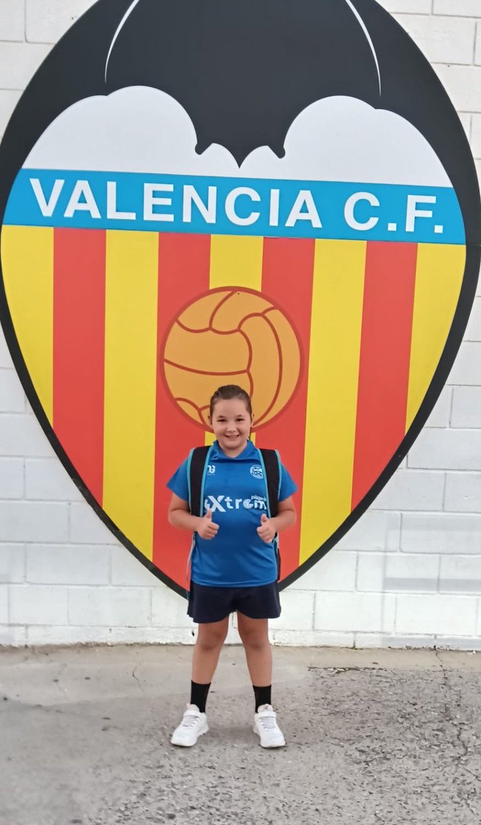 💥 El talento femenino de Archena sigue dando que hablar 💥

El departamento de fútbol femenino del Valencia CF ha puesto sus ojos en nuestras jugadoras y ha convocado a 5 futbolistas del Archena FC para entrenar en la Ciudad Deportiva de Paterna. 🦇⚽

#ArchenaFC #AcademiaVCF