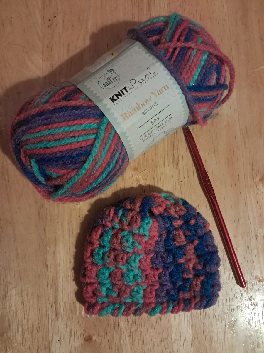 crochet_crafter's tweet photo. I did make one more last night with slightly thicker @aldi wool from my stash. #StashBusting

Did I mention making these #TinyHatsForGaza is rather addictive #TinyKnitsForGaza https://t.co/w9SENnk5qd