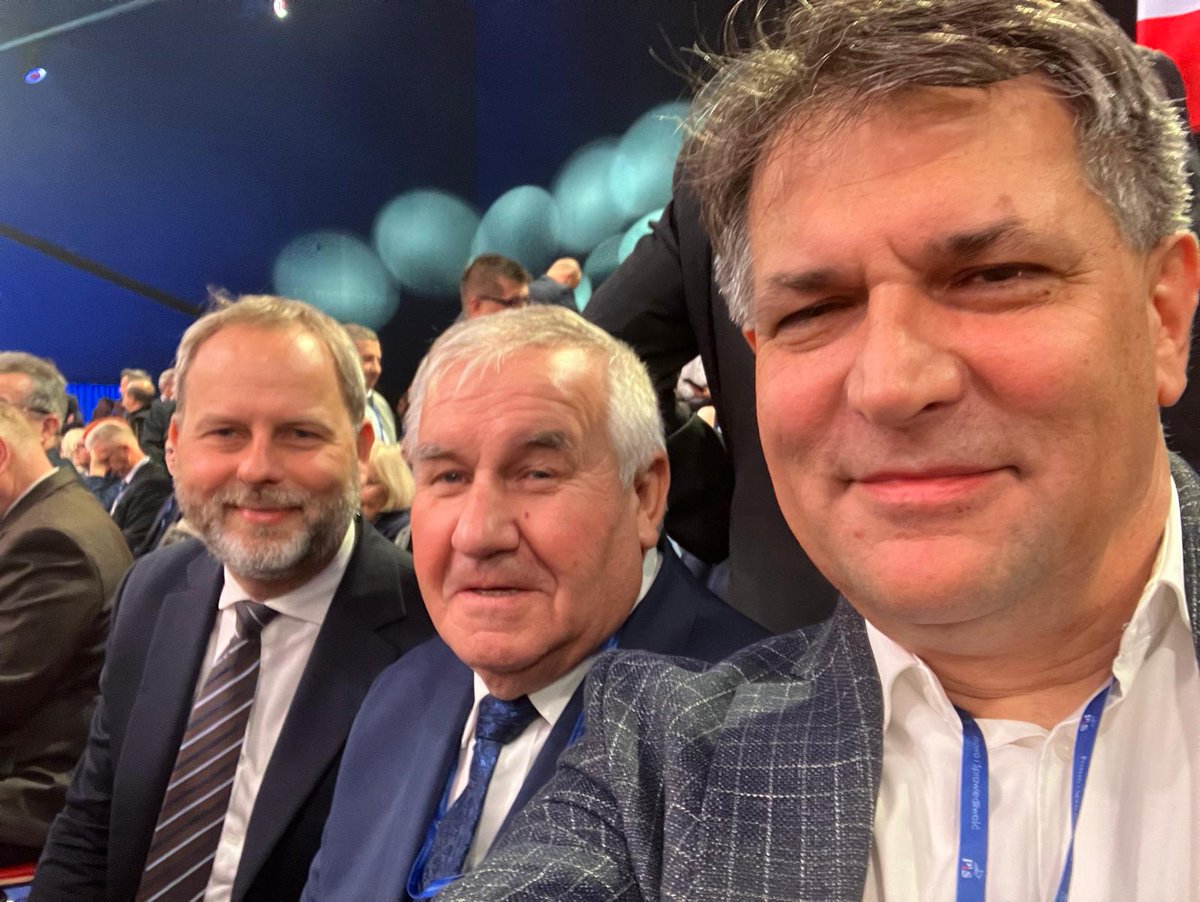 Zaczynamy!🇵🇱🇵🇱🇵🇱

#myślącpolska