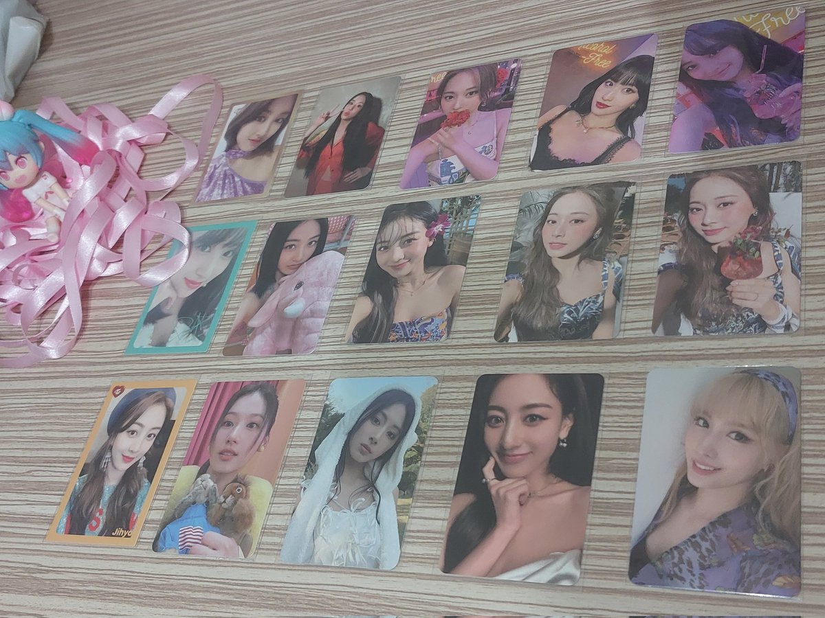 Anime figür satış 
Bujo satış 
Twice satış 
- Proof video fotoğraf atarım 
- figür 350tl (?)  düşündüm
- twice 80-100tl arası çoklu alım önceliğim 
<a href="/twicesatistr/">twice satış/takas rt</a> <a href="/twicesatis/">TWICE Trade/Sell TR</a> <a href="/ggtakasatiss/">gg satış ve takas sayfası ♡</a> <a href="/bujosatis/">⊹ bujo ürünleri satış/go! 🐰</a> <a href="/bujoshoptr/">Bujo Shop 📔/ satış tweetlerinize etkiletlemeyin</a> <a href="/Bujosatistr/">Bujo Satış/Devir</a>