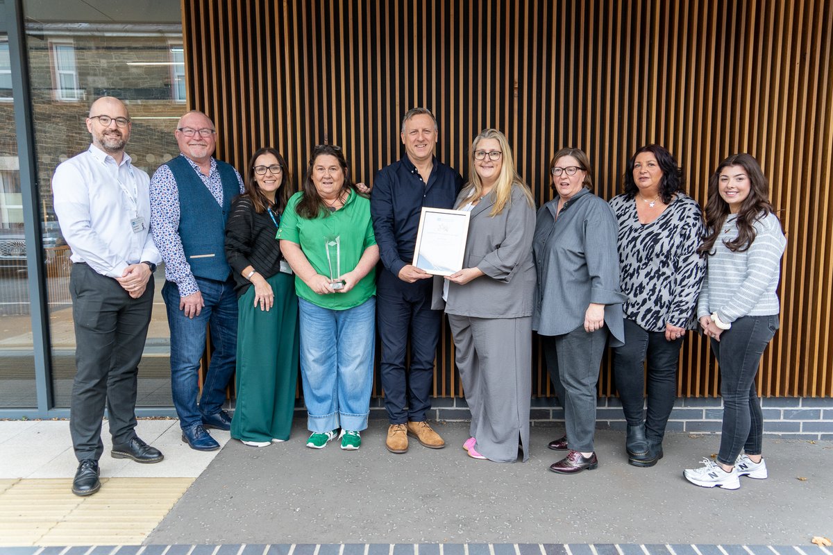 setrust's tweet photo. ✨⭐️Congratulations to our Children's Residential Edge of Care Team who are the Chairman’s overall SET Star of the Year! 🌟✨

Your dedication and care make such an incredible difference to so many families, every single day💛👏

Thank you for everything you do ❤️ https://t.co/GrtOzqb7rW