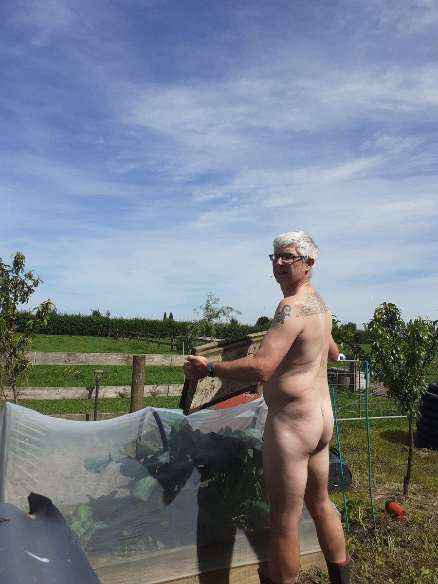<a href="/2mucky1973/">matt turner</a> have a great naked gardening day. Here is me building raised vege gardens.