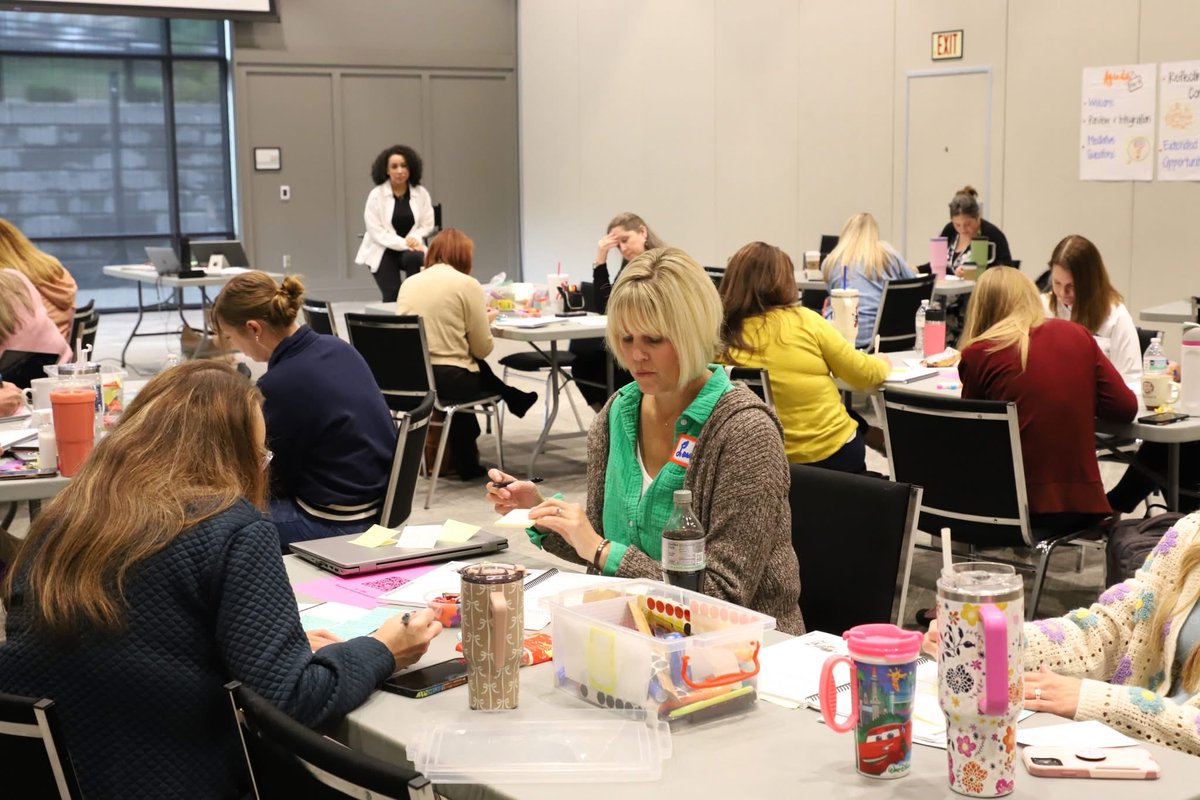 OVECkyed's tweet photo. Proud to see the Fall ’25 Cohort in action! Dr. Hughes, OVEC’s certified Cognitive Coaching Trainer, supporting coaches as they refine the art of balancing coaching and consultancy. 📚 https://t.co/m3tD21LP6e