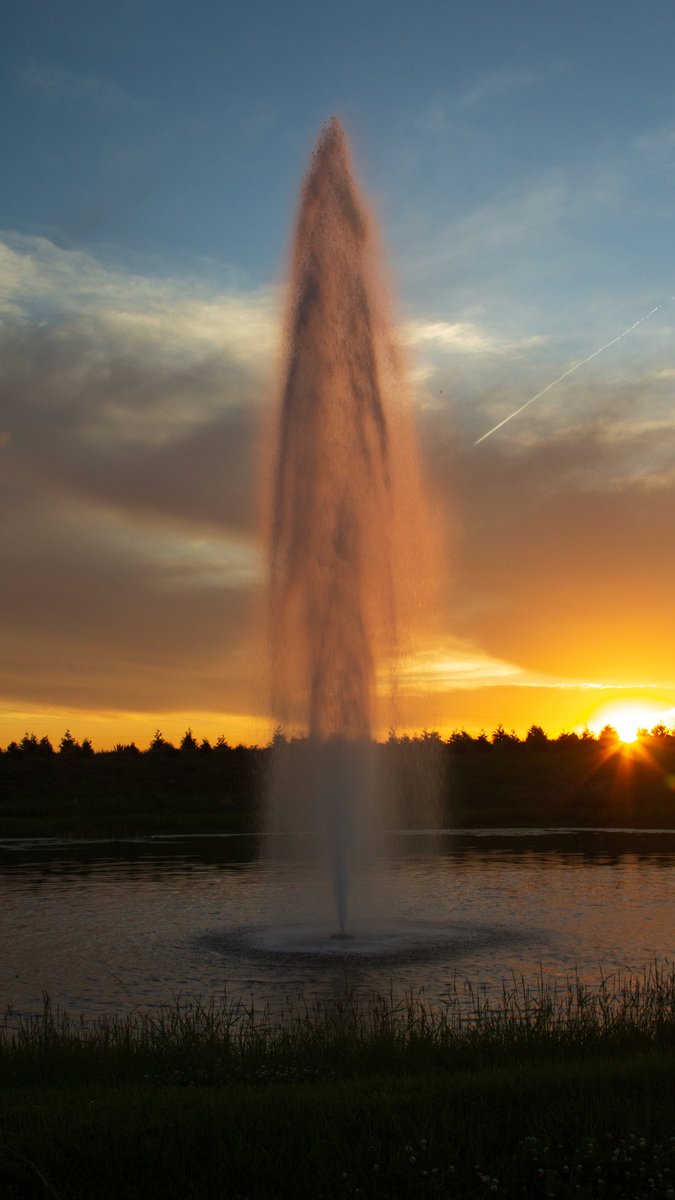 A beautiful sunset 
Sitting with your loved one
Enjoying the soothing sounds of falling water

Cascade

Shown here at 7.5 horsepower
Part of the Aqua Control Titan Series
Call Aqua Control today 800-377-0019

Aqua Control Catalog
aquacontrol.com/catalog/
youtube.com/@aquacontrol12…