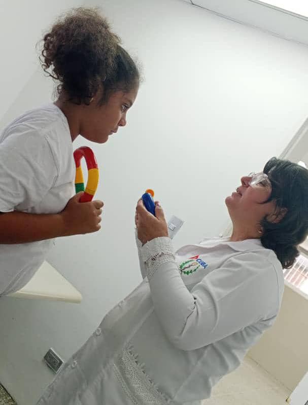 La SRI,del  CDI Ludovico Silva  Distrito Capital, continúa brindando una atención esencial. La Licenciada Edita Quiñones  lidera con dedicación los servicios de Terapia del Lenguaje y Terapia Ocupacional . #CubaPorLaVida