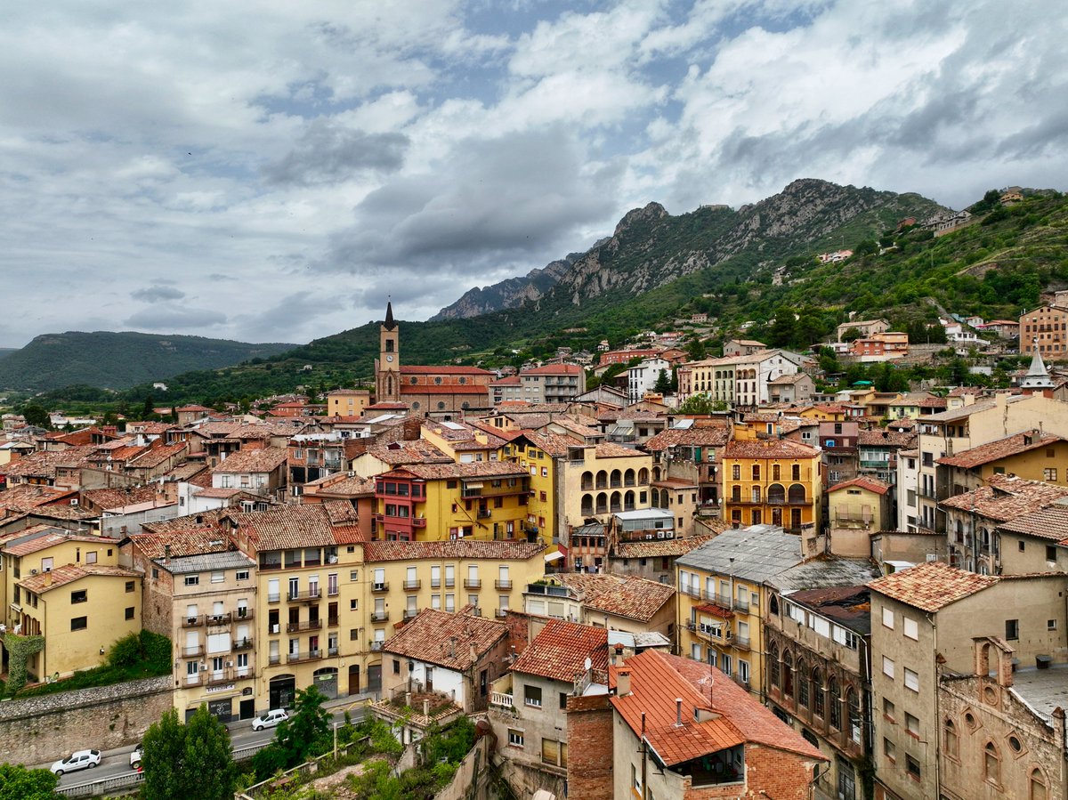 AjuntamentBerga's tweet image. Berga concorre a la primera convocatòria del Pla de Barris i Viles de Catalunya amb 27 propostes per transformar el Barri Vell, valorades en 12,5 milions d&apos;euros ajberga.cat/actualitat/ber…