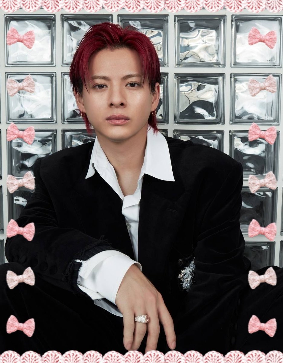 ココ⭐︎ロイ ATARASHII GAKKO! - Pineapple Kryptonite (Official Music