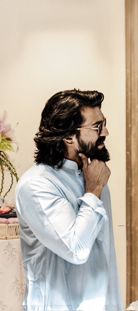 sandyframes89's tweet image. Peak Looks #RamCharan ✨🔥

Wallpapers
#Peddi