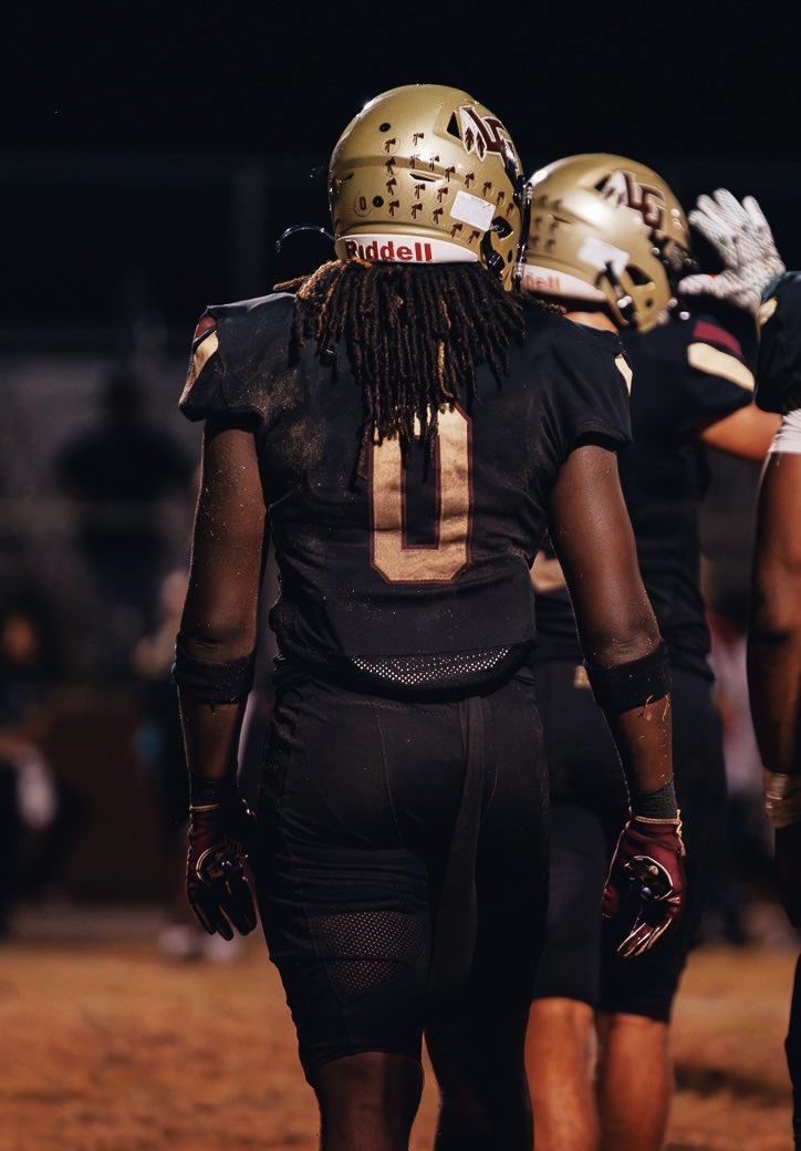 🗣️It’s GAME DAY! Let’s gooooo!🏈

“God made you different on purpose! Everything about YOU is different! What YOU carry inside of you NOBODY can take it — it's BUILT in YOU! You were made for this life. Built for adversity. Made to face opposition head-on. Often times you go