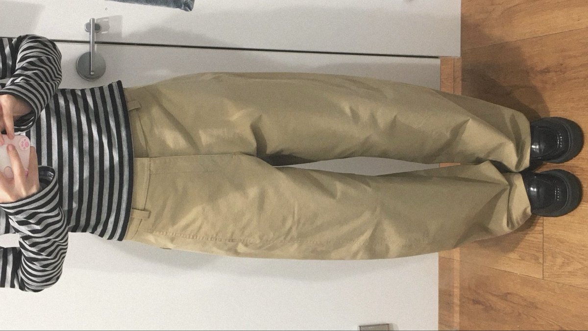 넘 귀요운 바지 발견뜨 ..... . . 🧘🏻‍♀️🍵