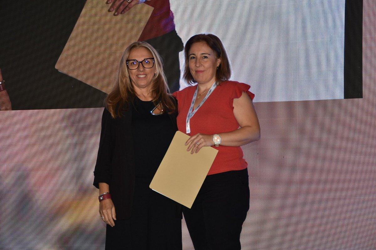 CalidadAsistenc's tweet photo. #SECA25 🏆 PREMIO Mejor Comunicación Área Temática Gestion de la Calidad Asistencial:
HACIENDO CAMINO EN SALUD COMUNITARIA DESDE ATENCIÓN PRIMARIA.
DIRECCIÓN ASISTENCIA NOROESTE AP
#CalidadAsistencial https://t.co/PyhPbYDkeT