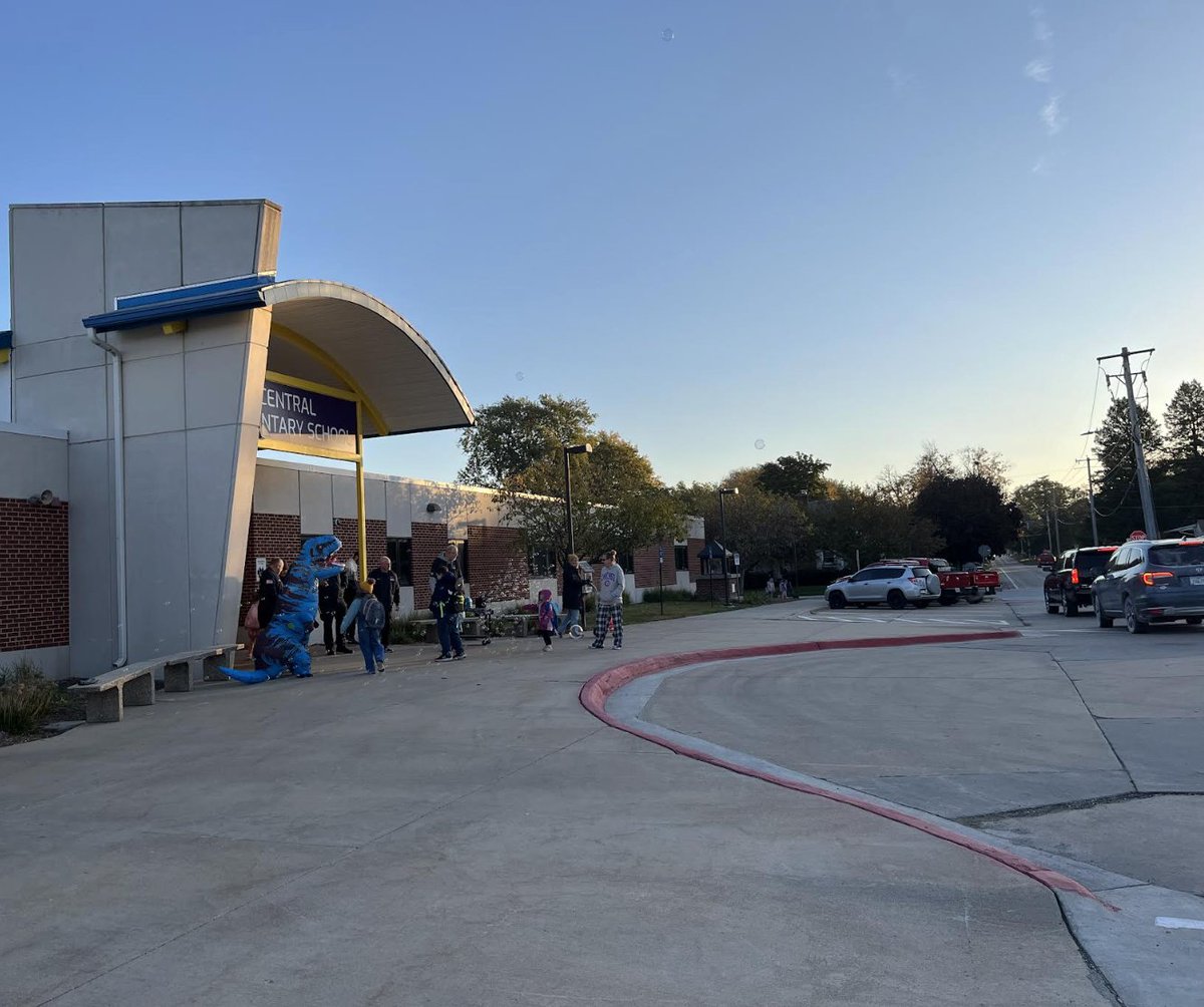 Central Elementary tweet media