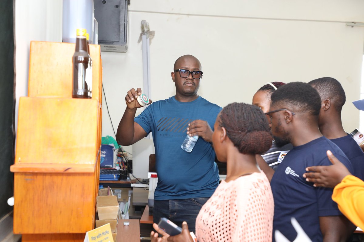 Festo Kato tweet media