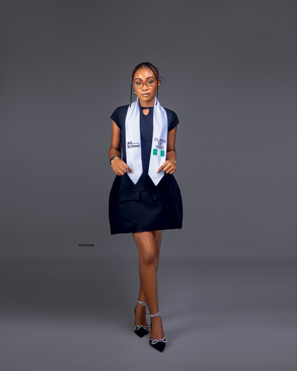 0seme_'s tweet image. Today, I move from ‘Student of the cloud’ to Cloud Engineer. One year of learning non stop and pushing myself to lengths that surprised me. Hugeee thank you to  @rubylaren and @hackSultan for the scholarship last year. Glory be to Jesus🥳🥳❤️
#Altgrads25