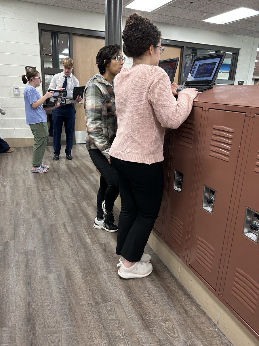 MsKeefer tweet media