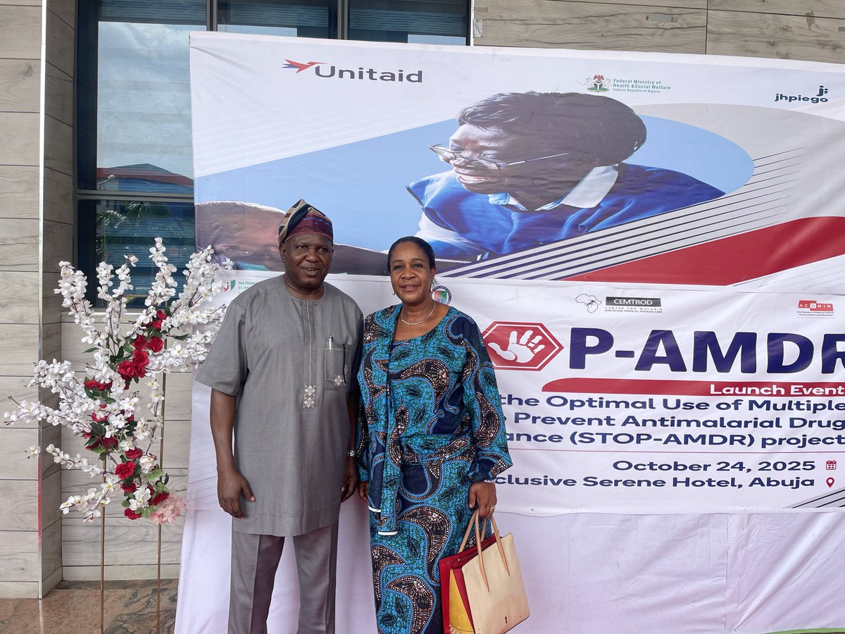 JhpiegoNigeria's tweet photo. @UNITAID @Orji19Orji @chiomaoduenyi1 @UgoOkoli_ @AdetiloyeOniyi1 @NMEPNigeria @mokuolu_01 @Fmohnigeria @Jhpiego @JhpiegoIndia @NMEPNigeria National Coordinator, National Malaria Elimination Program Dr. Nnenna Ogbulafor  and @orji19orji arriving venue of the meeting.

Set to start.

@Fmohnigeria https://t.co/auuh0u5hxu