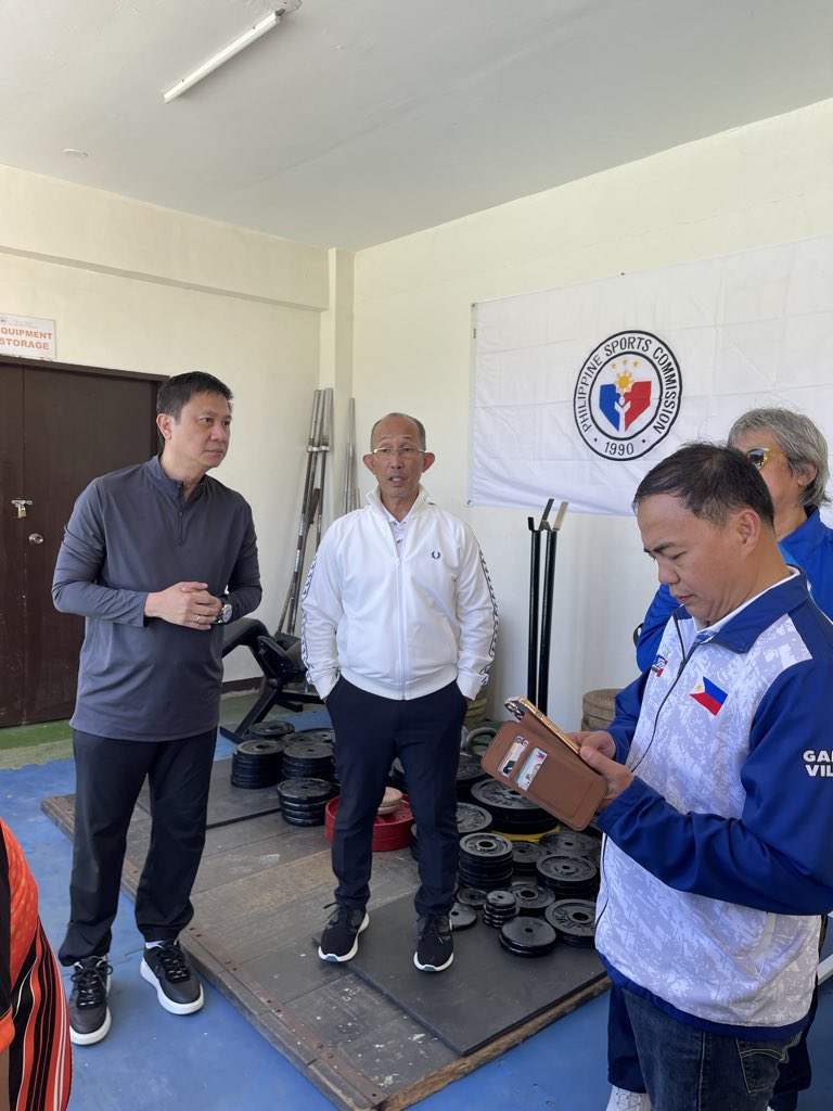 junavPSC's tweet photo. Philippine Sports Commission Chairman Pato Gregorio received the Key to the City of Baguio, in recognition of the agency’s support for local sports development. The PSC also turned over gym equipment to the city, with Baguio City Mayor Benjamin present to witness the event. https://t.co/S0QUkNL5CX