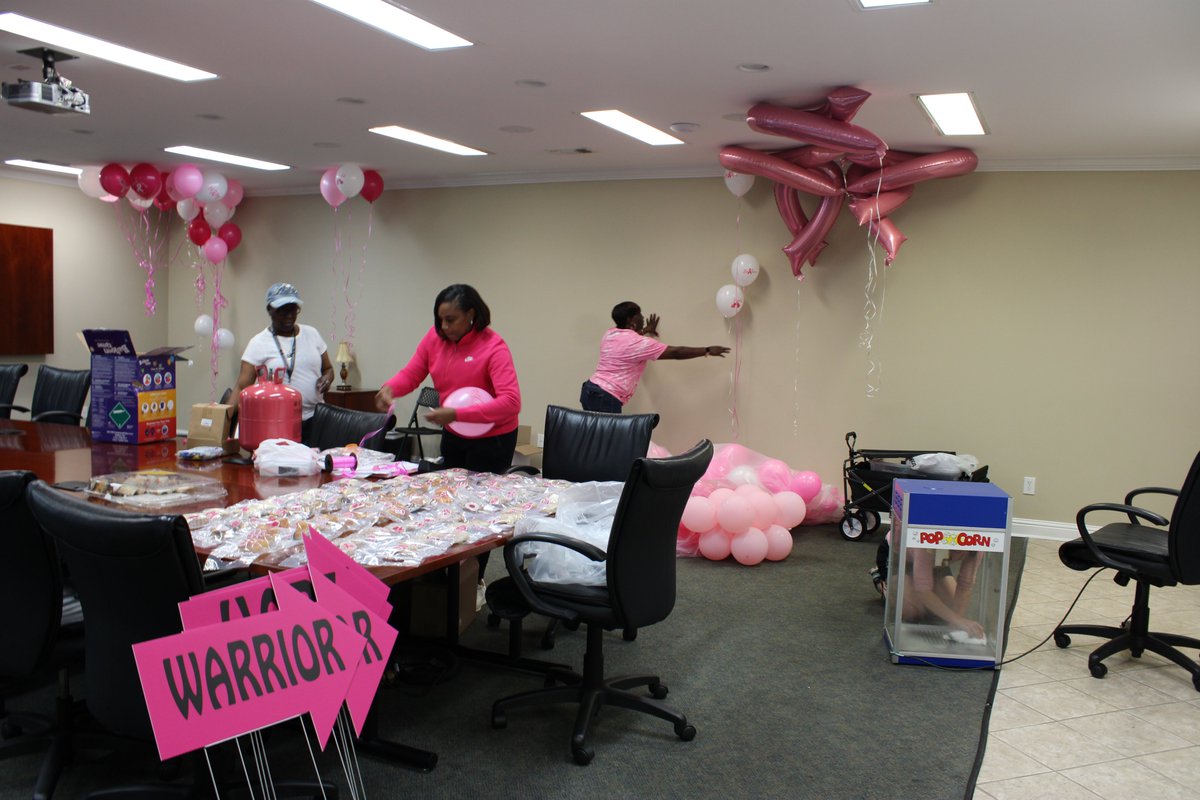 montgcitypandr's tweet image. To finish up Breast Cancer Awareness Month, we wanted to share some behind-the-scenes impromptu photographs of staff doing their best to make the event super successful and beautiful.

#ourmgm #funinmgm #BreastCancerAwarenessMonth