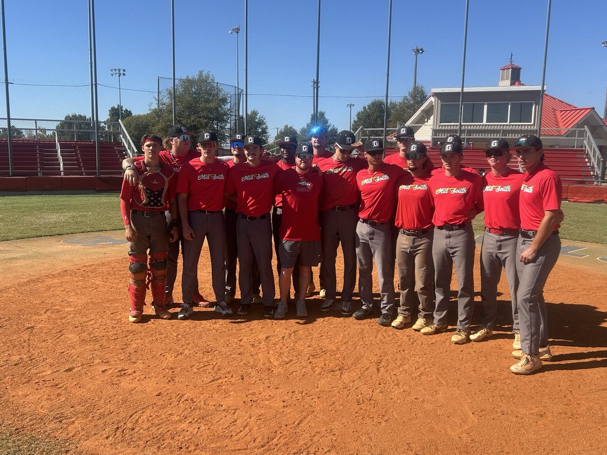 Congratulations 🎉 to team <a href="/TylerPoole07/">Tyler Poole</a> for winning the DIRTY DAWGS WORLD SERIES 3-0!!! 

#GreyhoundNation #DirtyDawgs