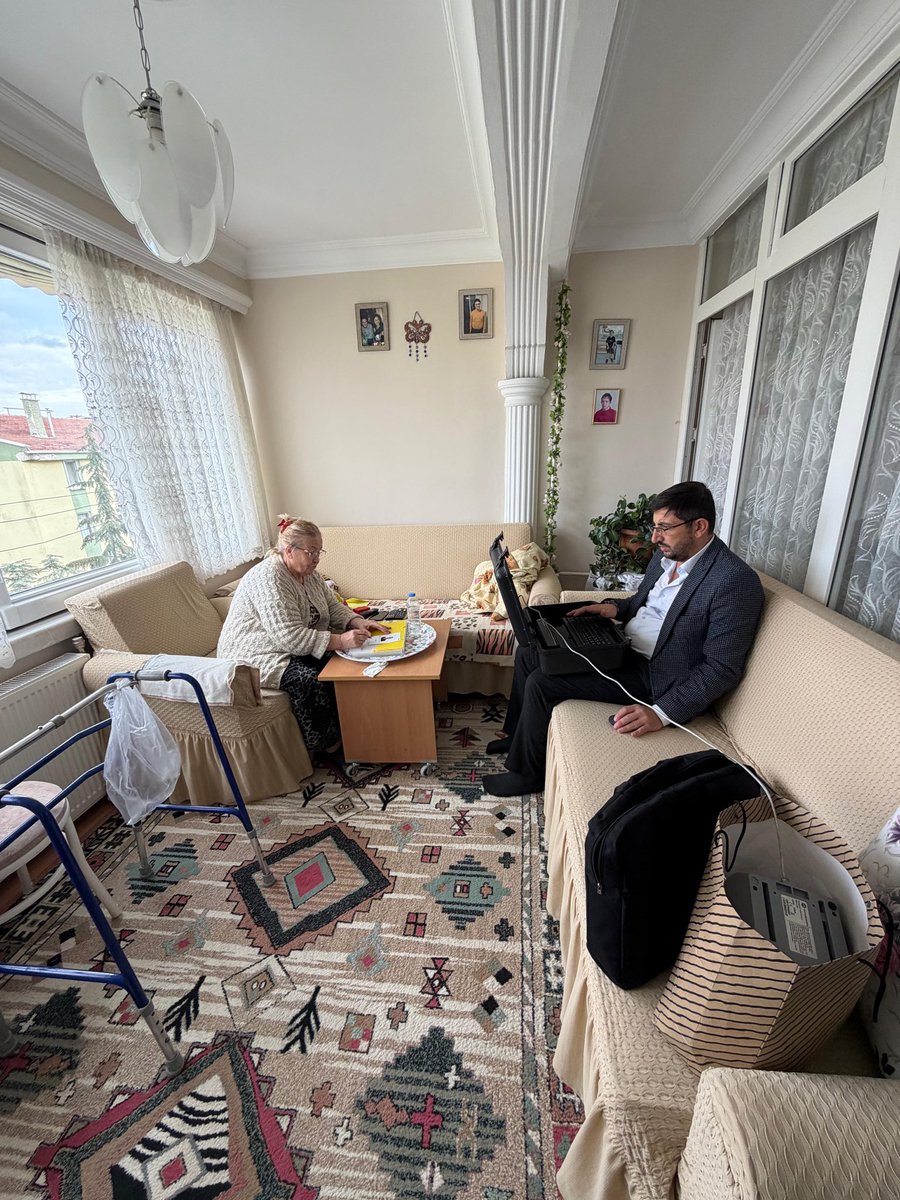 #Gönülprojesi #ANH kapsamında Müdürlüğümüze gelemeyen vatandaşlarımızın TCKK başvurularını almak için; evlerine konuk olup, dualarını almaya devam ediyoruz. 
#HayatınızınHerAnında 

<a href="/itasyapan/">İbrahim Taşyapan</a> 
<a href="/iggultekin/">ismail gultekin</a> 
<a href="/T_Kurtbeyoglu/">TahsinKURTBEYOĞLU</a> 
 <a href="/MustafaGungorlu/">Mustafa GÜNGÖRLÜ</a> 
 <a href="/ylmzckmk_/">Yılmaz ÇAKMAK</a> 
<a href="/YenimahalleSydv/">Yenimahalle Sosyal Yardımlaşma ve Dayanışma Vakfı</a>