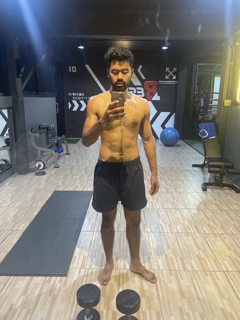 👊🧔🏻‍♂️