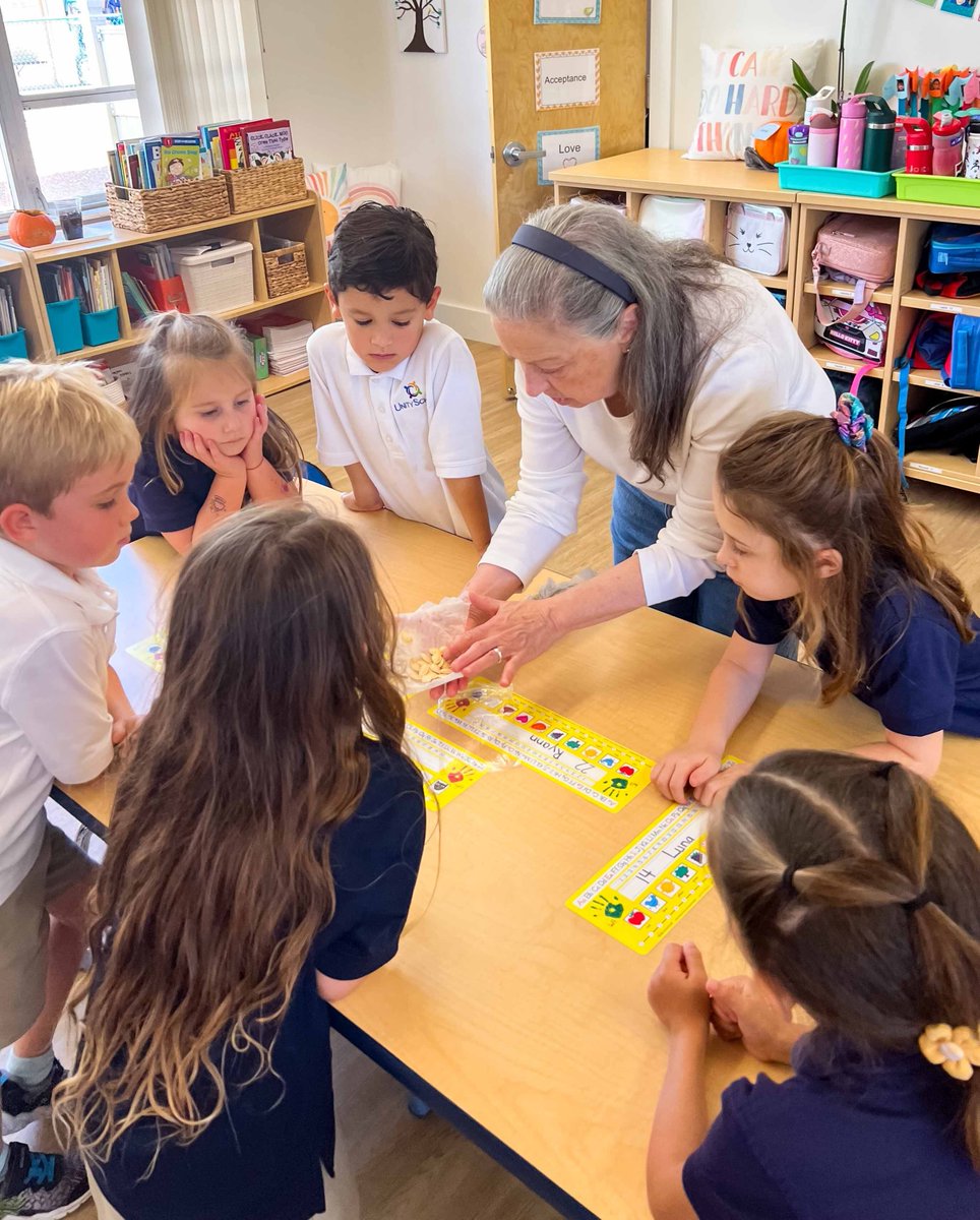 UnityDelray's tweet image. Kindergarten is getting their hands dirty learning all about pumpkins! 🎃🍁 Exploring, counting, and discovering how pumpkins grow — learning has never been so hands-on! 💛🐎 #UnitySchoolFL #MustangPride #FallFun #JoyOfLearning