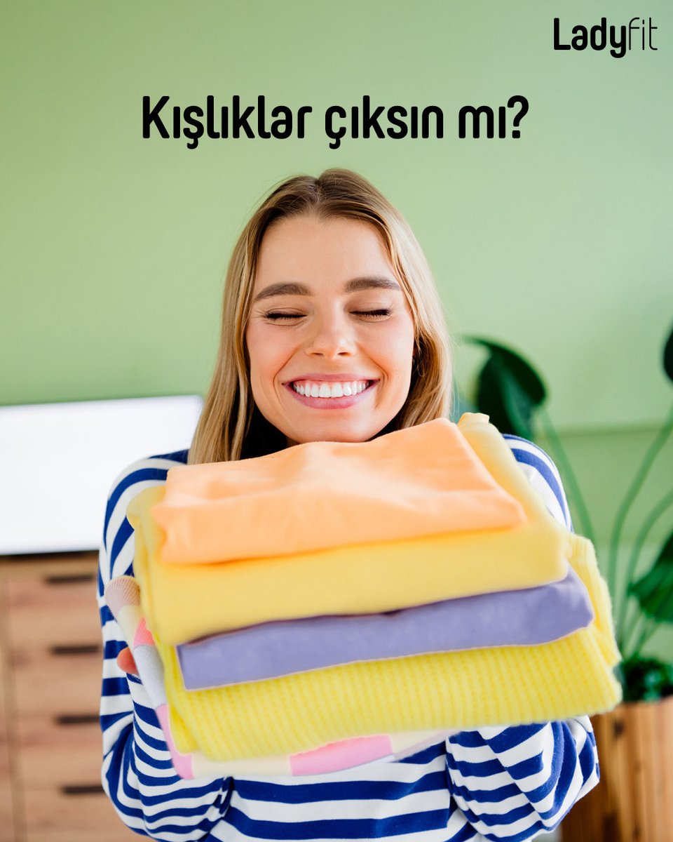ladyfittr's tweet photo. Havalar serinledi, dolaplarda kalın kazaklar, yumuşacık battaniyeler yavaş yavaş kendini göstermeye başladı. 
Kışlık kıyafetleri çıkarırken; kazakları havalandırmayı, kalın giysileri güneş görmeyen bir yerde saklamayı ve dolabınıza lavanta torbaları koymayı unutmayın, https://t.co/rLyunv8trI