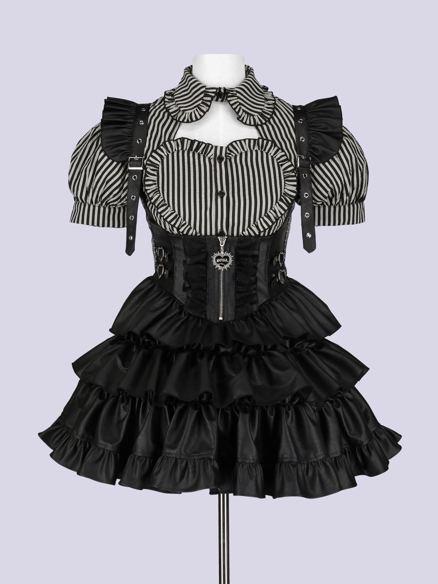 スカート QOOZA Bloody Dolly Dress IMVAL / Bloody Dolly Dress ドーリーなフリルデザインに、ハードな