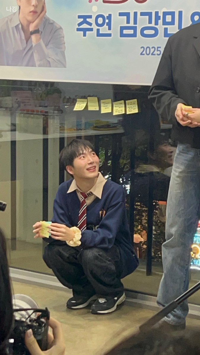 naging_00's tweet photo. 박진우 이 동구라미야‼️

#박진우 #최애가나타났다 #MyBiasIsShowing https://t.co/JPs94xpoTQ