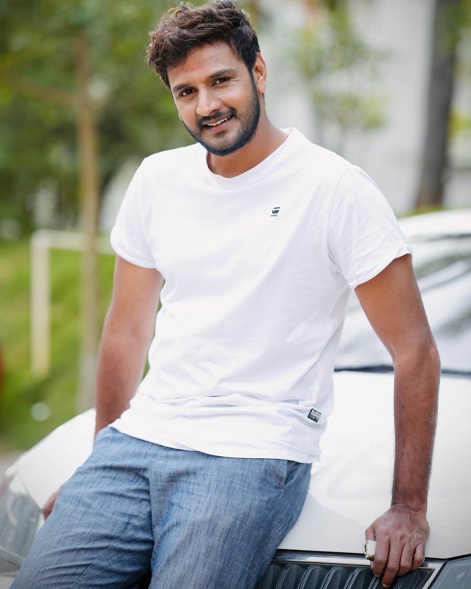 Rasigan_022's tweet image. 🚨 WILD CARD UPDATE 🚨

#SibbuSuryan :: Serial Actor, Model

#BalajiMurugaDoss maari character&apos;nu solranga.. It&apos;s gonna be a blast. 🔥🔥

#BiggBossTamil9 #BiggBossTamil #BiggBoss9Tamil #BiggBoss9Tamil