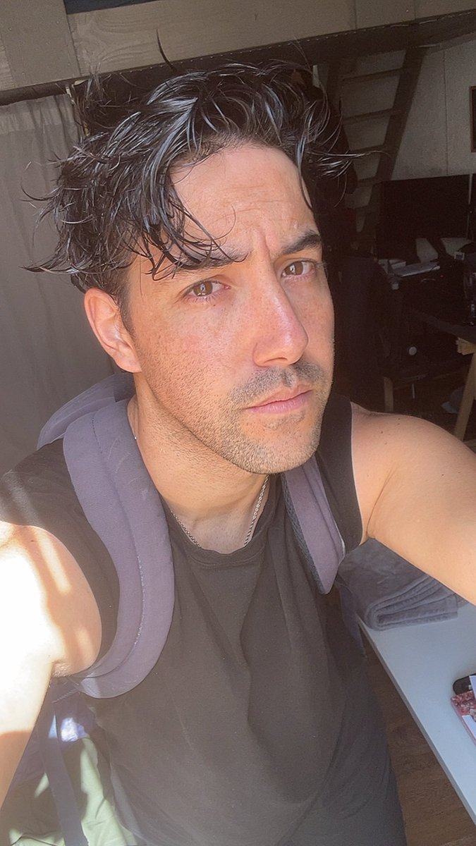 Ce mec pourrait être mon petit frère, c’est terrifiant, j’ai 34 ans dans quelques jour 💀