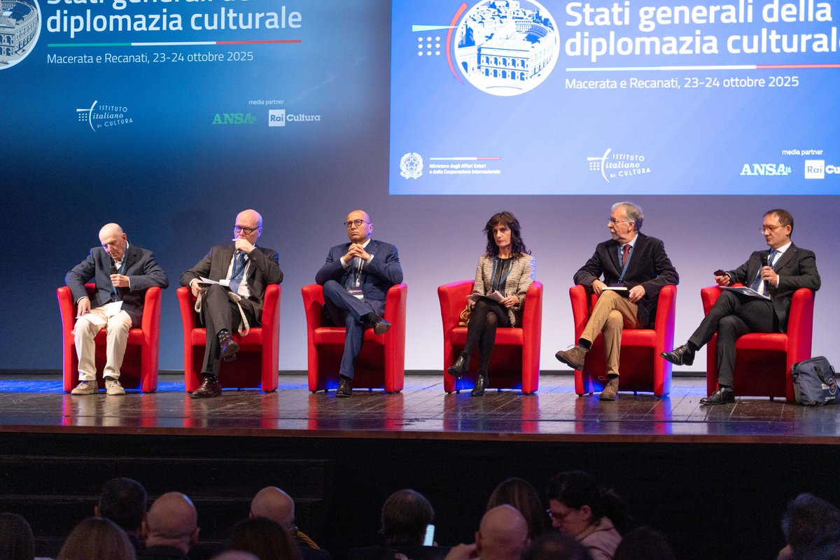 Università di Macerata tweet media