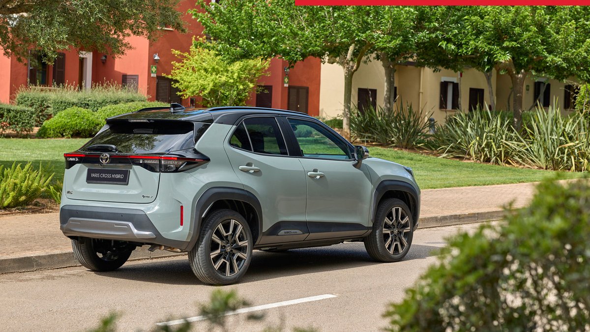 Yaris Cross Hybrid’le şehirde fark yarat! 💫 SUV’dan ilham alan yüksek sürüş pozisyonu, ferah kokpiti ve dikkat çekici tarzıyla her detayı premium bir deneyim sunuyor. ✨
#toyota #YarisCrossHybrid