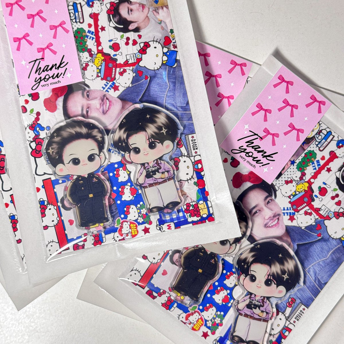 ฝากเอ็นดูเด็กเล็กด้วยนะค้า 🫶🏻🌟💘🥹
⠀
Print: #siripatx24
Acrylic: #รีวิวแคทแคท
⠀
#ShineTheSeries #ShineFancon