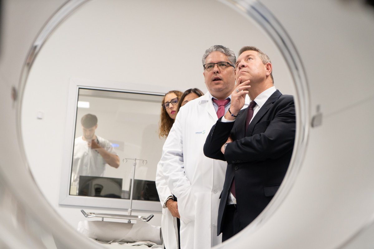 🩺 Gran noticia. Se ha inaugurado el nuevo servicio de Medicina Nuclear que se prestará en el Hospital Universitario que evitará más de 3.000 desplazamientos a los vecinos de #Guadalajara.

↪️Prueba evidente de que la apuesta de <a href="/garciapage/">Emiliano García-Page</a> por la sanidad es firme y constante.