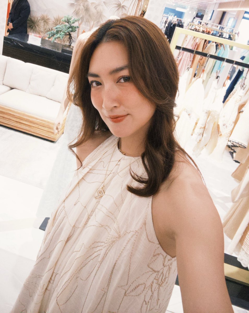 พี่ขโมยหัวใจหนูไปทำไมคะ ?

#แพนเค้กเขมนิจ