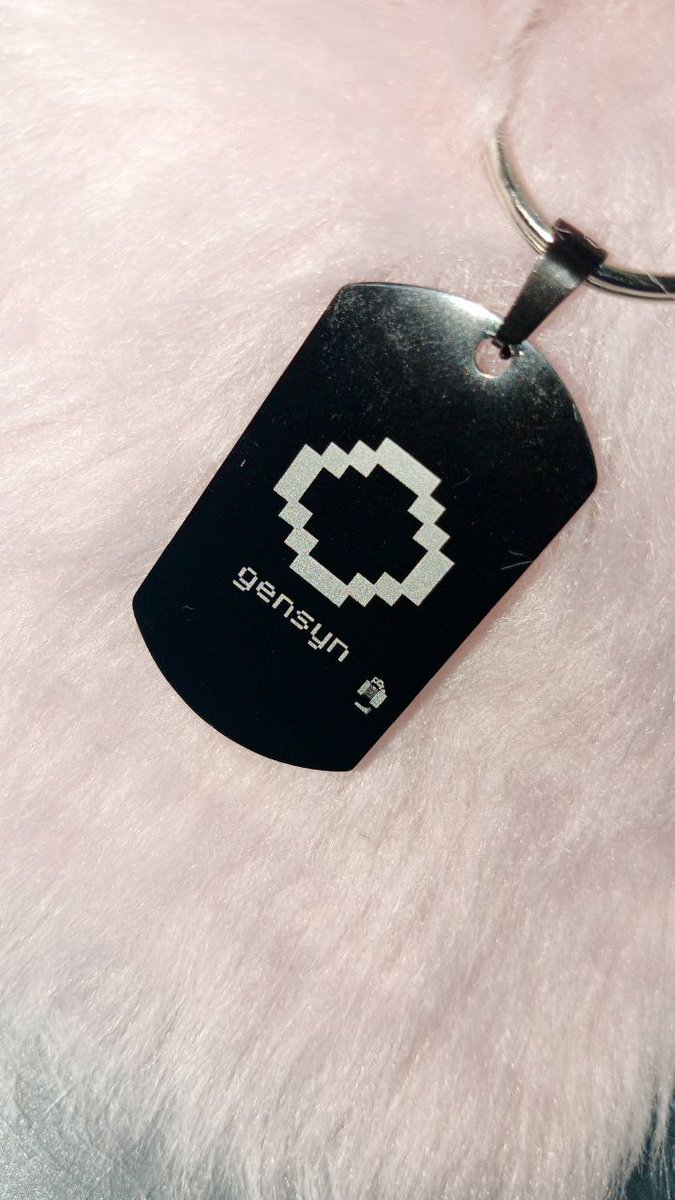 nhiXXX1118's tweet photo. gSwarm 💛 @gensynai 

I saw someone crafting keychains, and I asked him to make one for me.., I picked the Gensyn logo. Why?

Because this "Gensyn keychain" reminds me how far curiosity can take you. 🖤 and wherever I go, Gensyn keychain always with me.

I started with zero knowledge in running node, just the drive to learn and explore something new. Now, every step I take feels like part of a bigger mission: building toward a future powered by decentralization and innovation.

It’s not just a keychain.., it’s a symbol of progress, passion, and purpose. 🙂

A reminder that no dream is too far when you keep showing up. ⚙️✨
