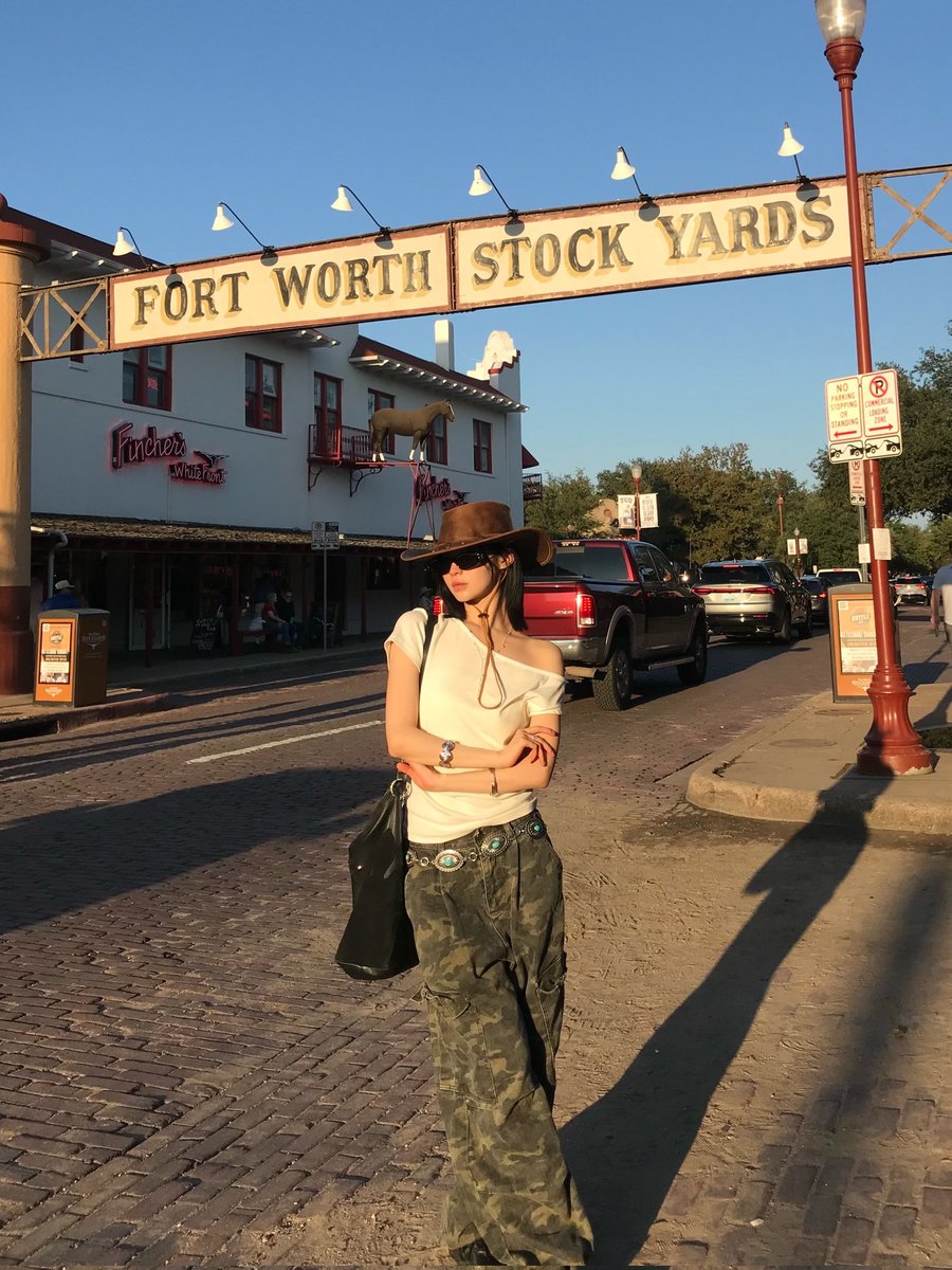 🚦I’m  gonna  ride  till  i  can’t  no  more