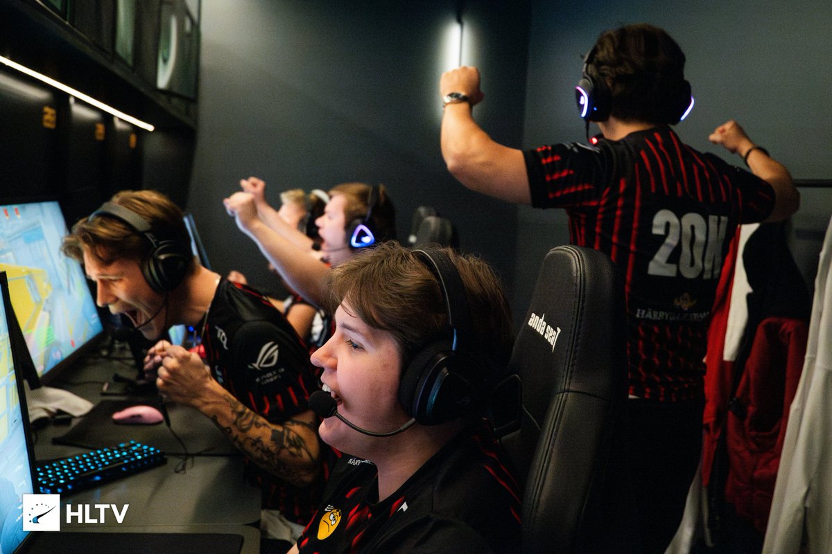 EYEBALLERS's tweet image. EYEWIN!!! 

2:0 vs Nexus and we are only one win away from securing our spot in the playoffs. 

This team. 💘