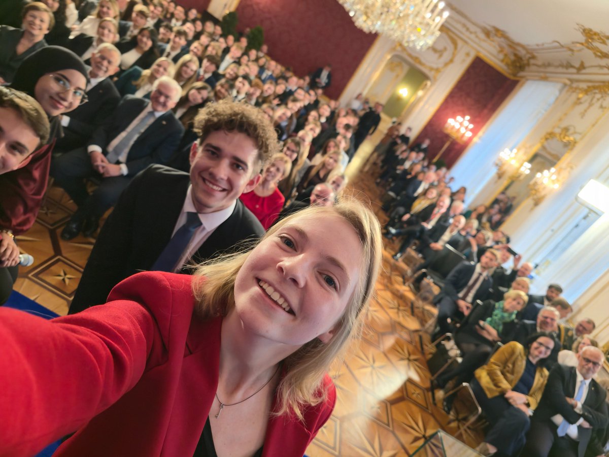 PolEdu - Politics & Education tweet media