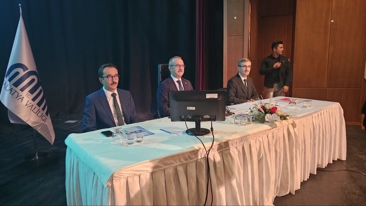 avbayramtaskin's tweet photo. Malatya Valimiz Sayın Seddar Yavuz’un başkanlığında gerçekleştirilen; 2025 yılı 4. İl Koordinasyon Kurulu ve İl İdare Şube Başkanları Toplantısına katıldık.

Toplantımız Şehrimizin gelişimi için hayırlara vesile olsun. https://t.co/Y3Wsxf2six