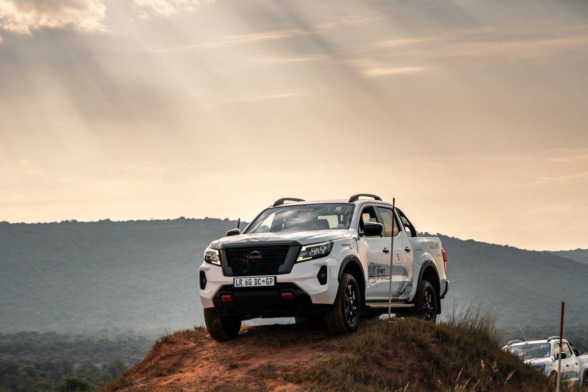nissanza's tweet image. And that’s the hill you’re willing to ride on. With the Nissan Navara, you’re always on top 🏆  #DEFYORDINARY #NISSAN Discover more:  bit.ly/3Xc1biA