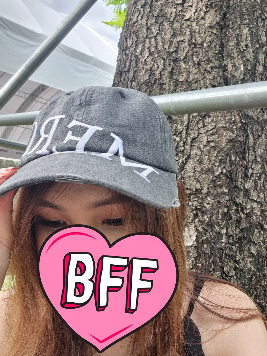 lekksps's tweet photo. ใส่ merge×super sun มาดู บพ ได้หมวกจากพี่ #merge ด้วยยย น่ารักสุบ ๆ💝💭
#merge #mergexsupersun
#DEADLINE_IN_BANGKOK https://t.co/G2jfL1FH9a
