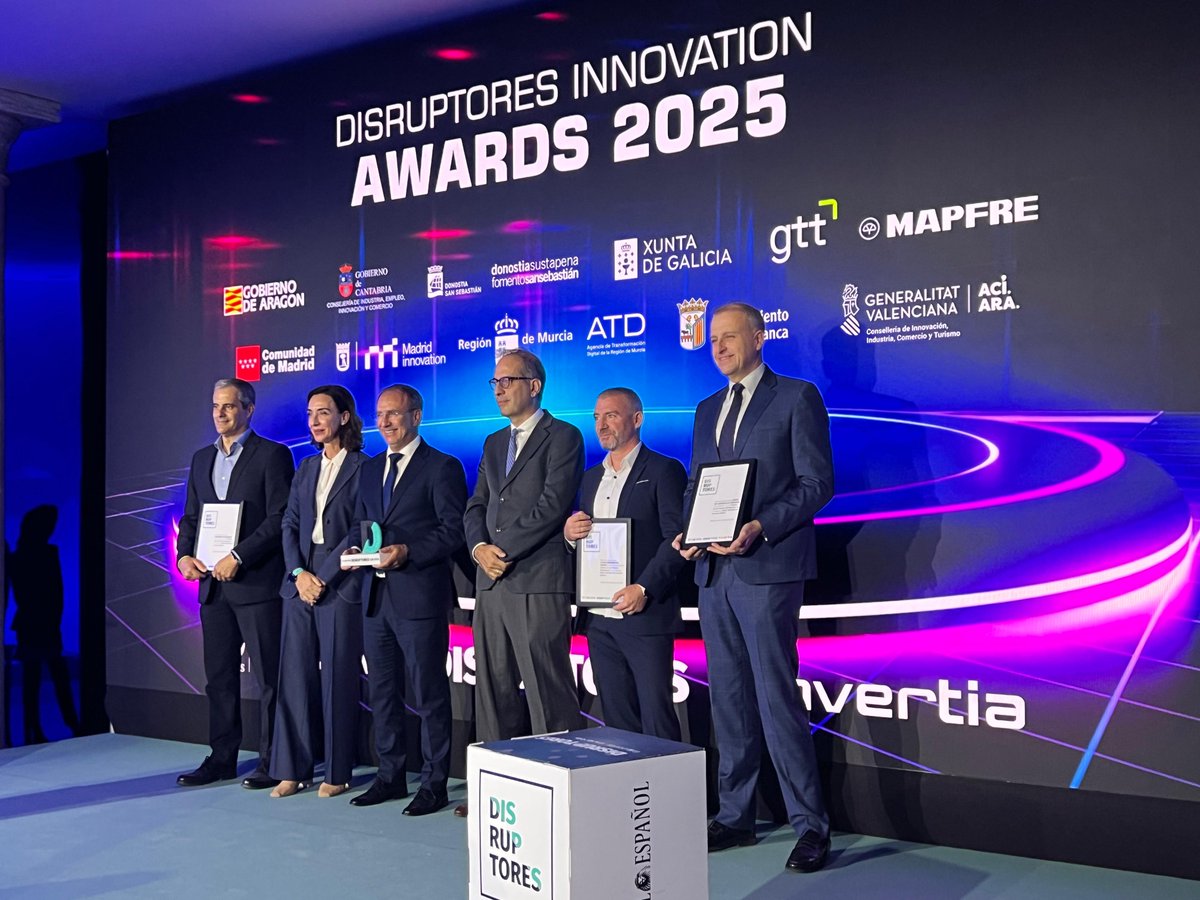 Esri España tweet media