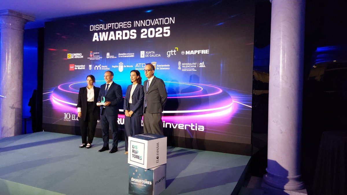 Esri España tweet media